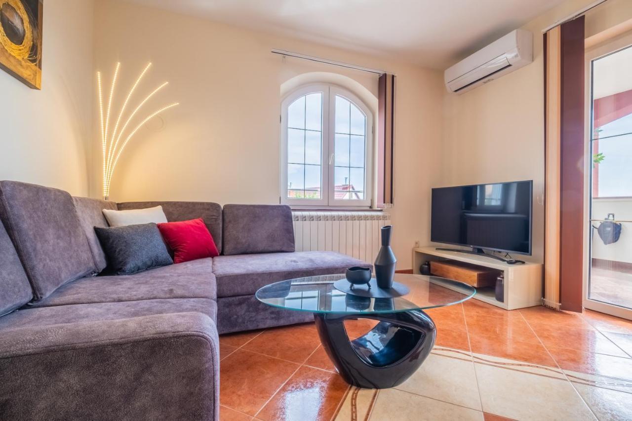 Apartments Laganini 诺维·维诺多尔斯基 外观 照片